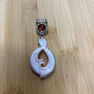 SAJEN Sterling Silver Pendant Garnet Carved Conch shell Artisan  Signed 2.5"
